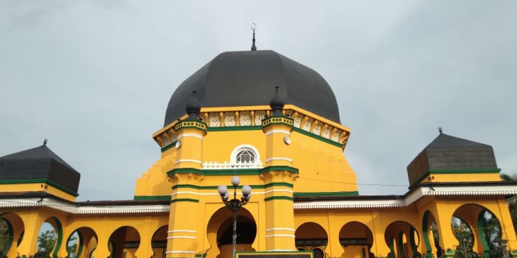 Masjid Al-Osmani: Jejak Islami di Kesultanan Deli