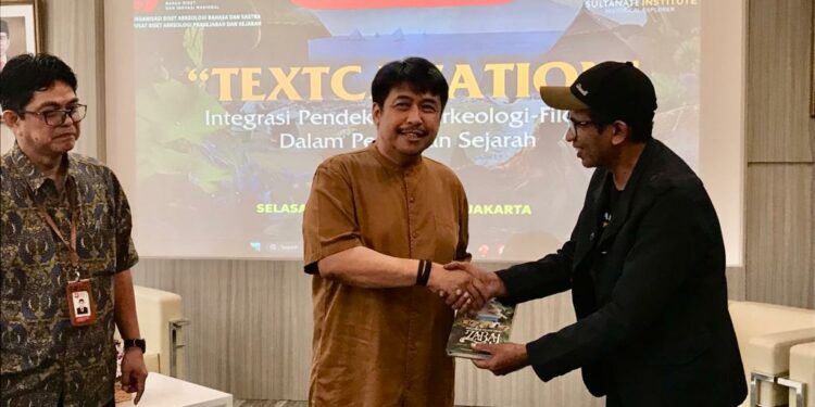 Zabaj Negeri Emas: Indonesia dalam Catatan Pelayar Muslim