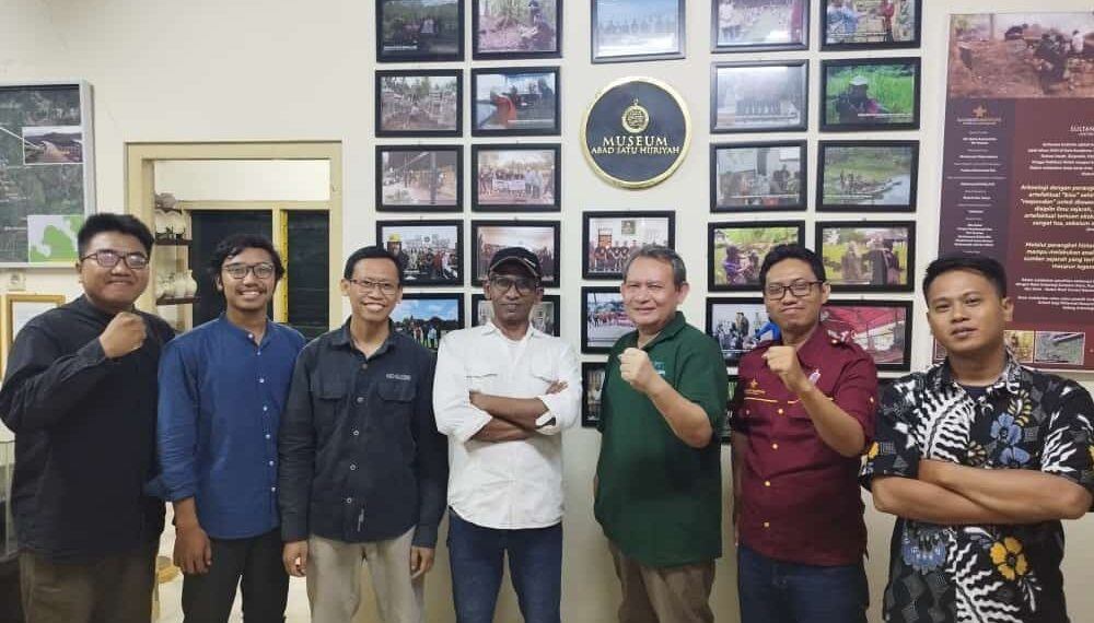 Guru Besar Ilmu Sejarah UIN Syarif Hidayatullah Kunjungi Sultanate Institute dan Museum Abad Satu Hijriyah