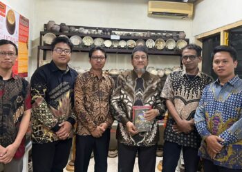 Kunjungan Ust. Yusuf Baisa ke Sultanate Institute dan Museum Abad Satu Hijriyah