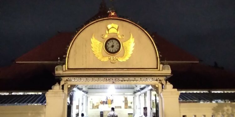 Batik Wahyu Tumurun: Ekspresi KeIslaman Kraton Mataram