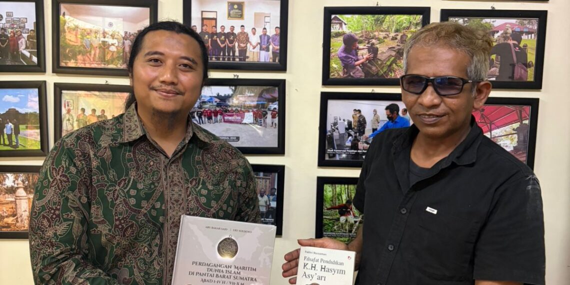 Kunjungan Jejak Islam untuk Bangsa (JIB): Dari Historiografi hingga Artefak sebagai Bukti Ketinggian Peradaban Islam