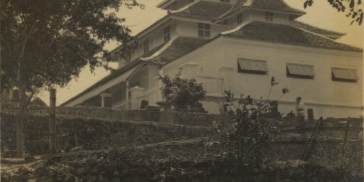 Koleksi Islam Indonesia di Eropa: Studi Dekolonisasi Warisan Budaya